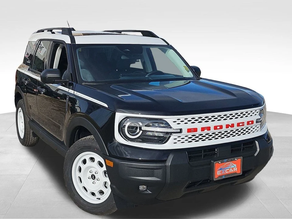 2025 Ford Bronco 6th Gen - Image 10 of 21