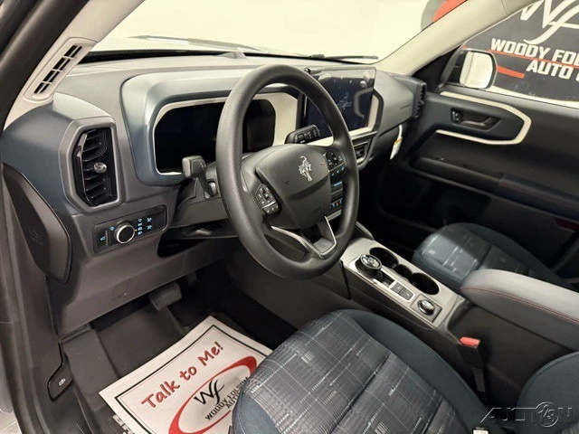 2025 Ford Bronco 6th Gen - Image 10 of 12