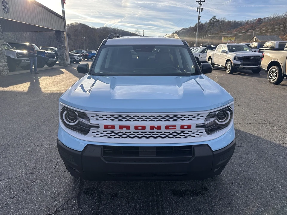 2025 Ford Bronco 6th Gen - Image 3 of 21