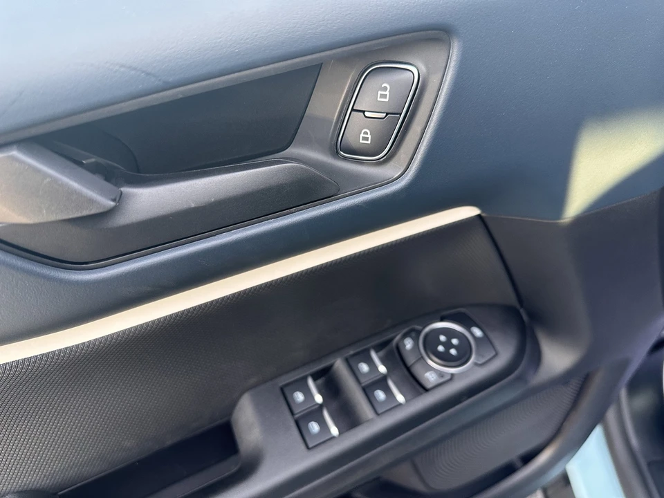 2025 Ford Bronco 6th Gen - Image 18 of 21
