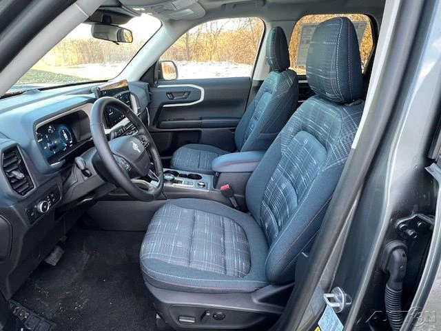 2025 Ford Bronco 6th Gen - Image 15 of 21