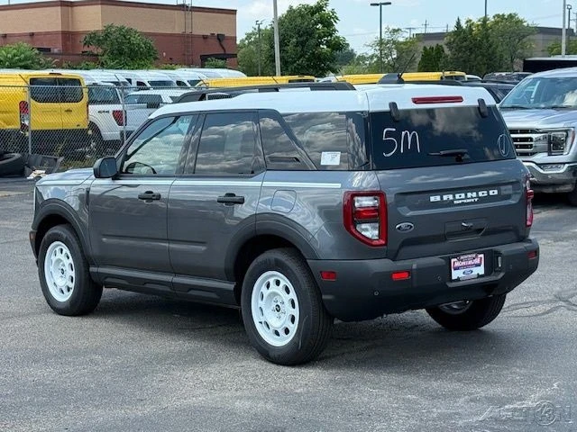 2025 Ford Bronco 6th Gen - Image 3 of 12