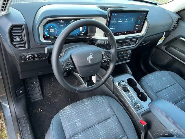 2025 Ford Bronco 6th Gen - Image 14 of 21