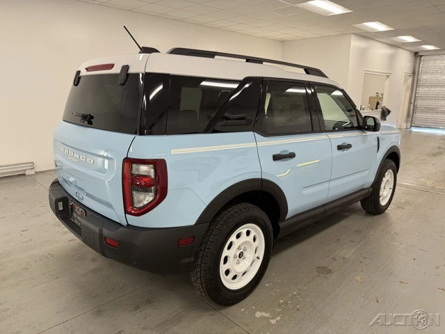 2025 Ford Bronco 6th Gen - Image 5 of 12