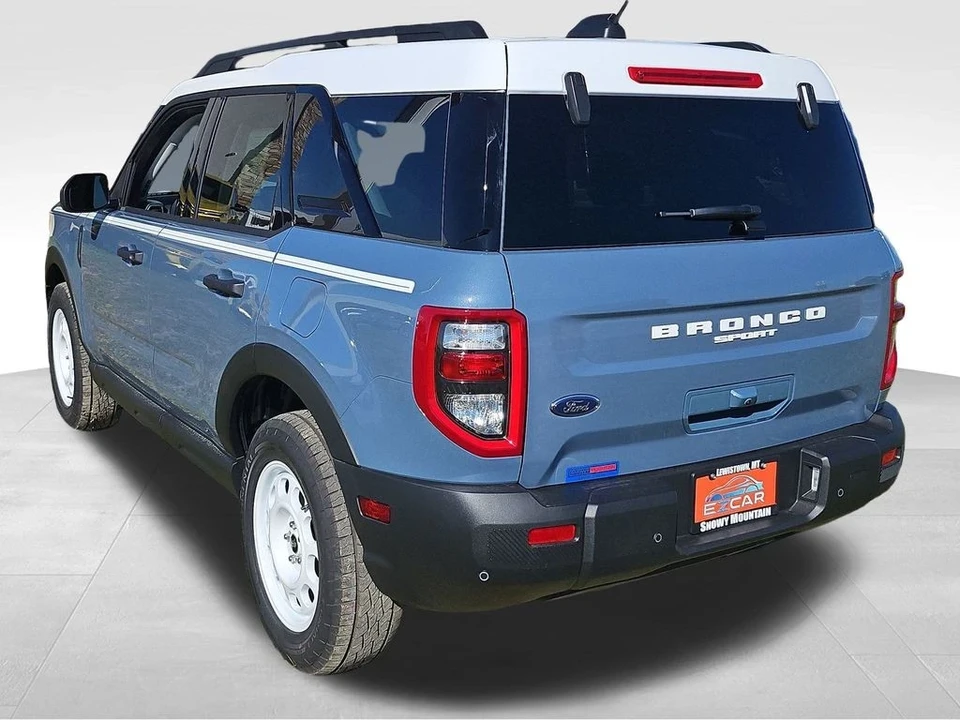 2025 Ford Bronco 6th Gen - Image 15 of 21