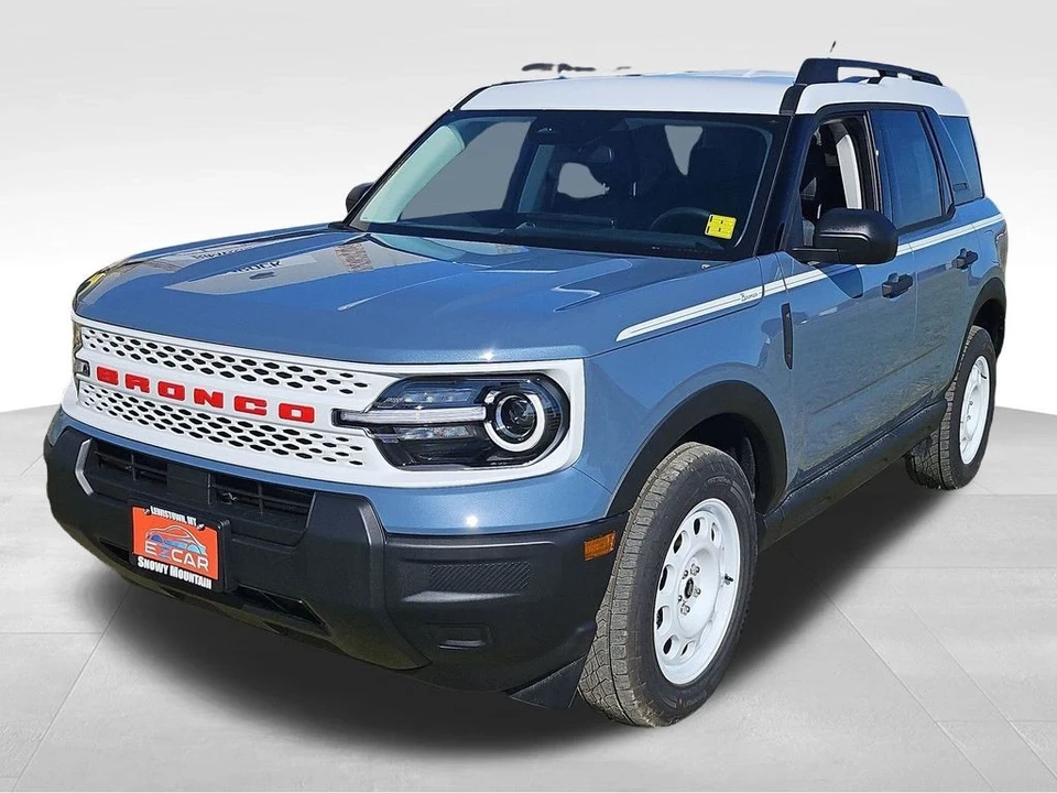 2025 Ford Bronco 6th Gen - Image 17 of 21