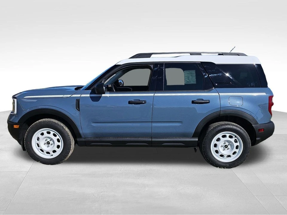 2025 Ford Bronco 6th Gen - Image 16 of 21