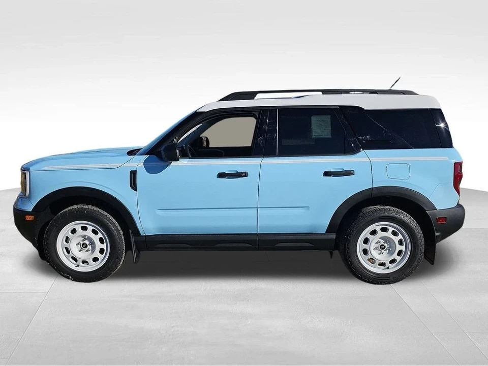 2025 Ford Bronco 6th Gen - Image 16 of 21