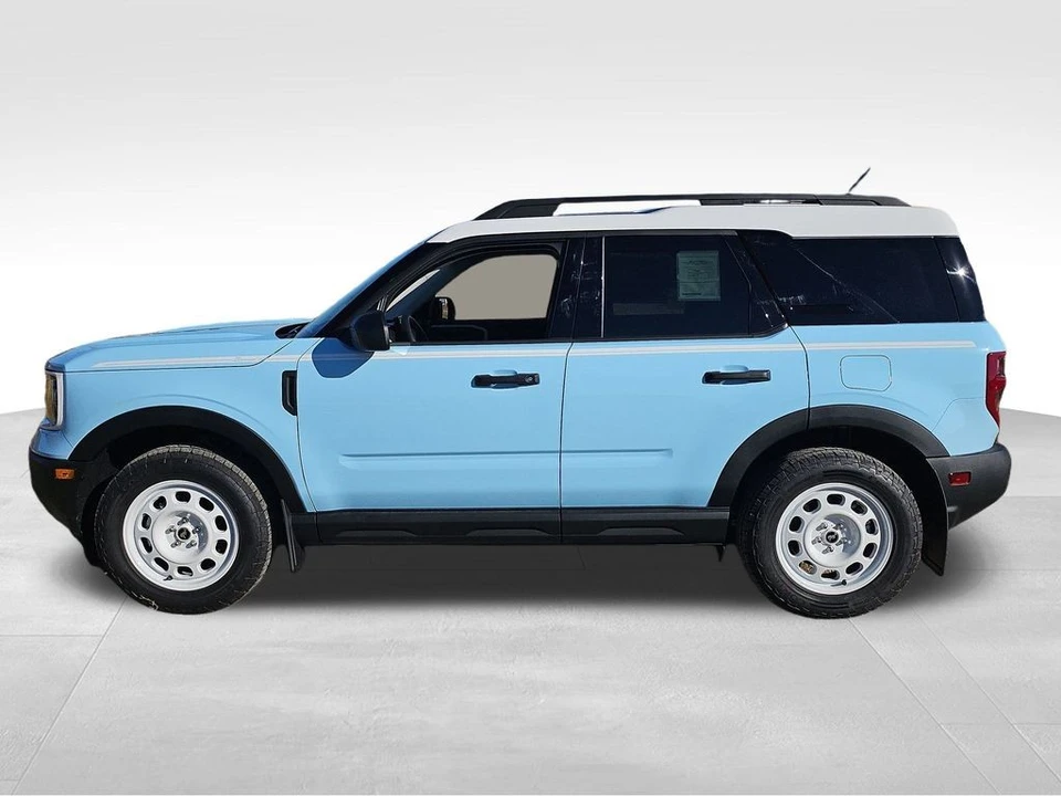 2025 Ford Bronco 6th Gen - Image 16 of 21