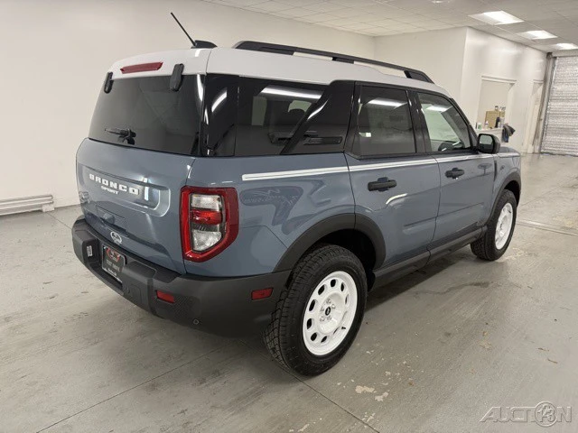 2025 Ford Bronco 6th Gen - Image 5 of 12