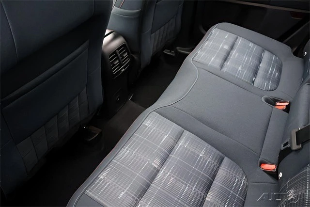 2025 Ford Bronco 6th Gen - Image 18 of 21
