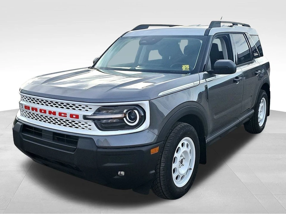 2025 Ford Bronco 6th Gen - Image 17 of 21