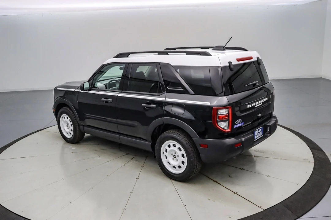 2025 Ford Bronco 6th Gen - Image 7 of 21