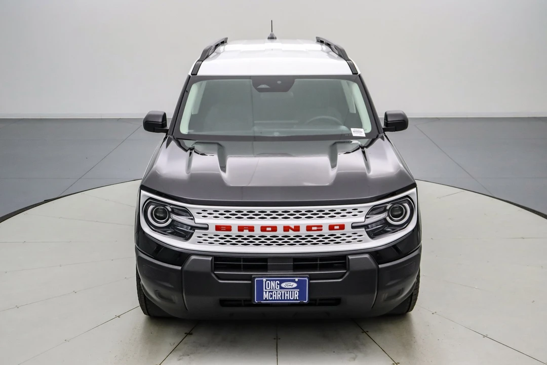 2025 Ford Bronco 6th Gen - Image 10 of 21