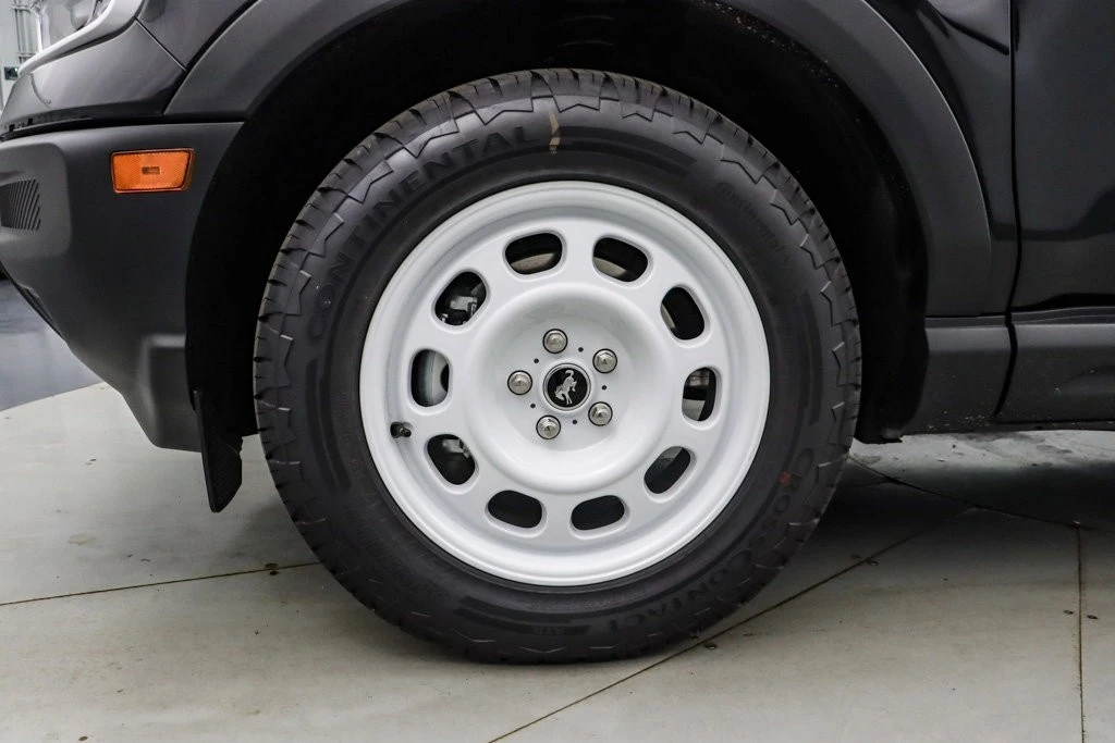 2025 Ford Bronco Sport - Image 11 of 21