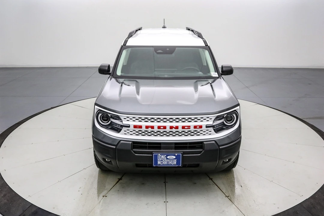 2025 Ford Bronco 6th Gen - Image 10 of 21
