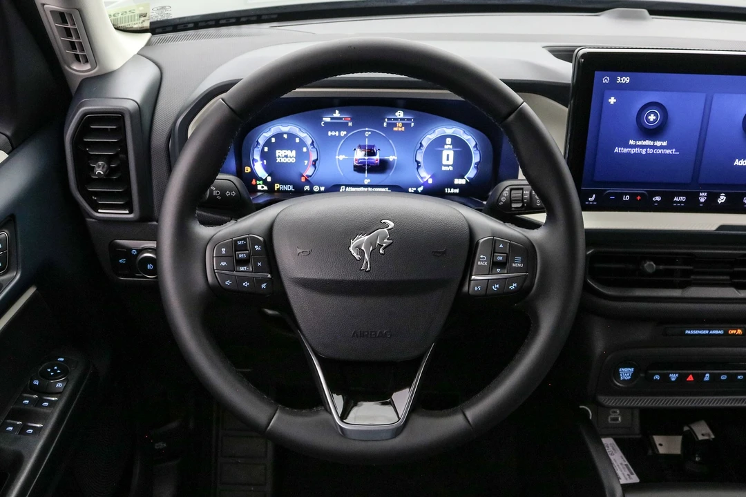 2025 Ford Bronco 6th Gen - Image 14 of 21