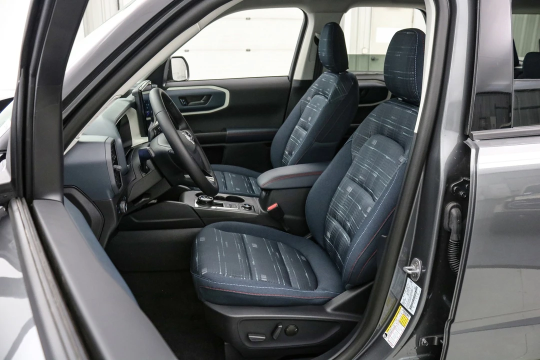 2025 Ford Bronco 6th Gen - Image 12 of 21
