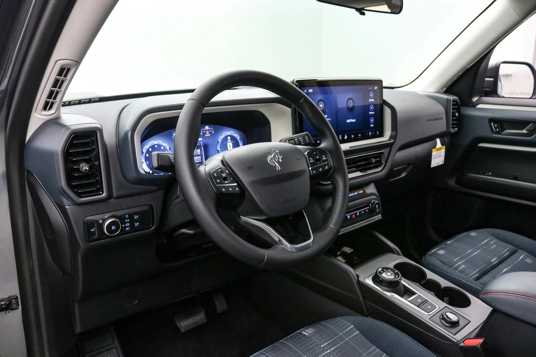 2025 Ford Bronco 6th Gen - Image 13 of 21