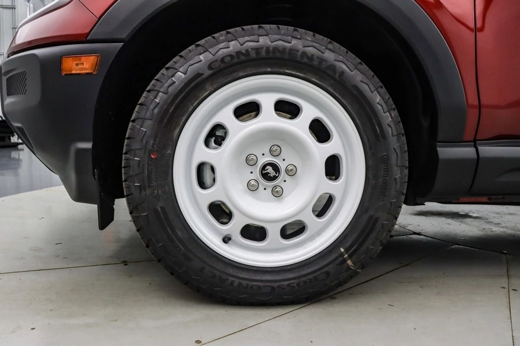 2025 Ford Bronco 6th Gen - Image 11 of 21