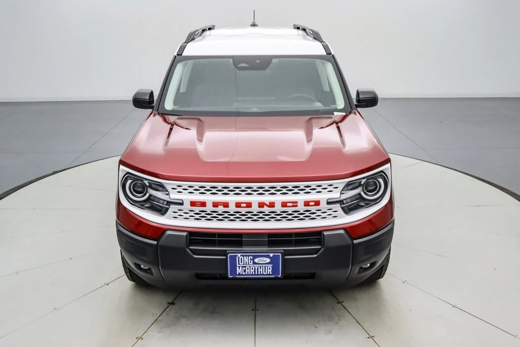 2025 Ford Bronco 6th Gen - Image 10 of 21