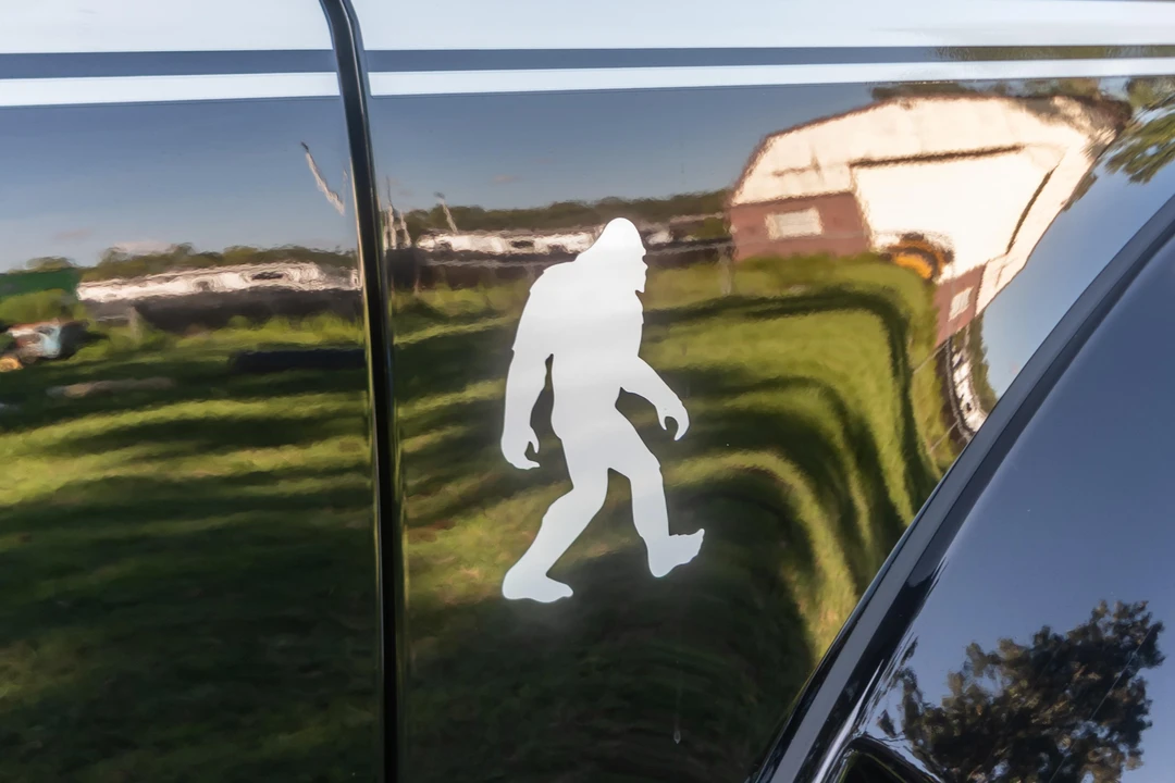 2025 Ford Bronco 6th Gen - Image 26 of 31