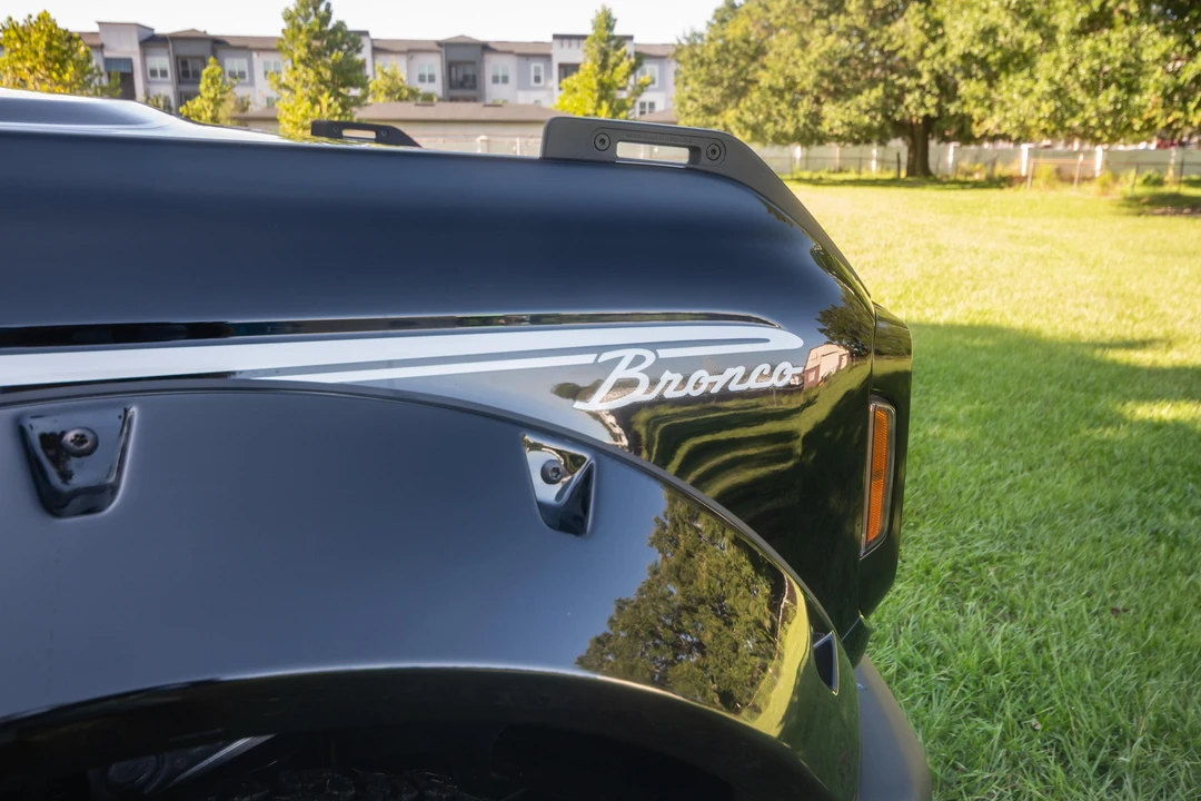 2025 Ford Bronco 6th Gen - Image 27 of 31