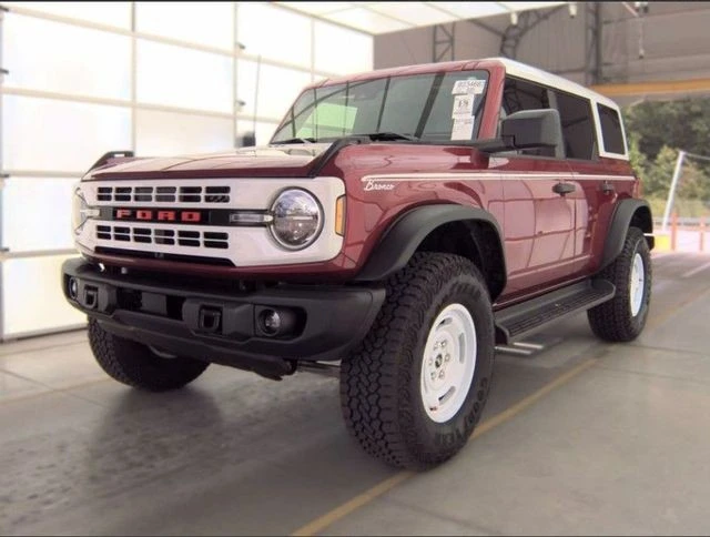 2025 Ford Bronco 6th Gen - Image 4 of 26