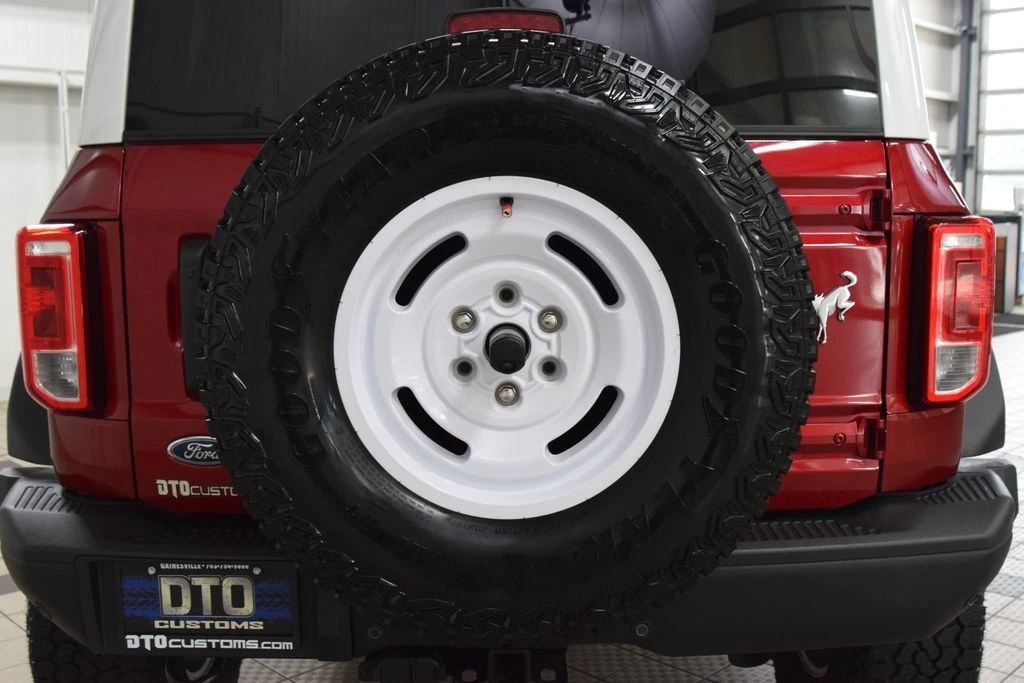 2025 Ford Bronco 6th Gen - Image 26 of 31