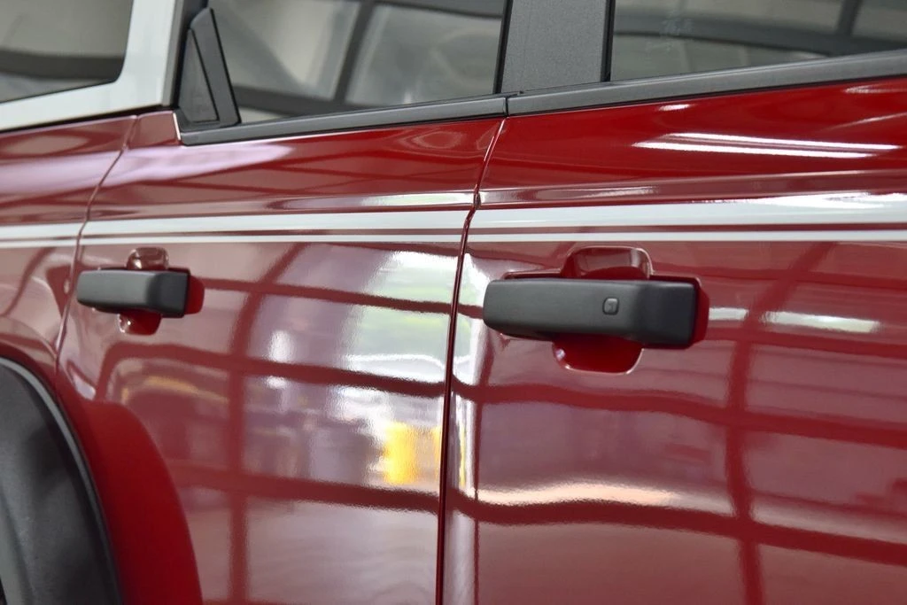 2025 Ford Bronco 6th Gen - Image 18 of 31