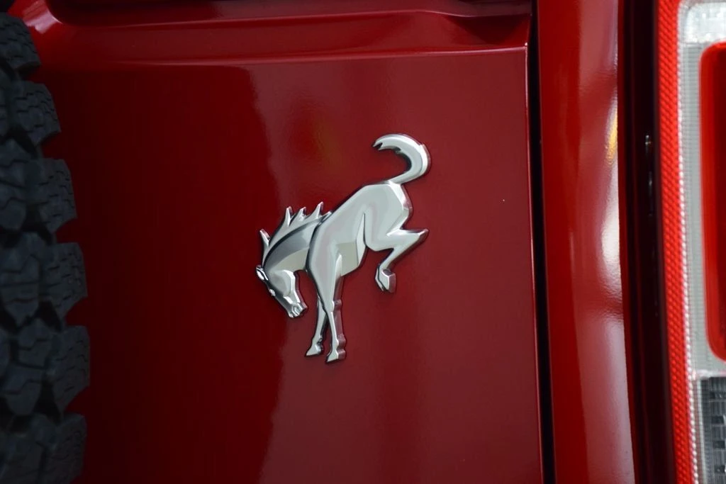 2025 Ford Bronco 6th Gen - Image 18 of 31