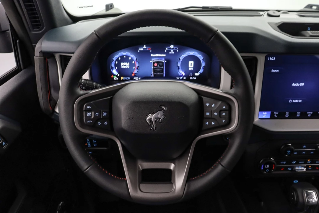 2025 Ford Bronco 6th Gen - Image 18 of 21