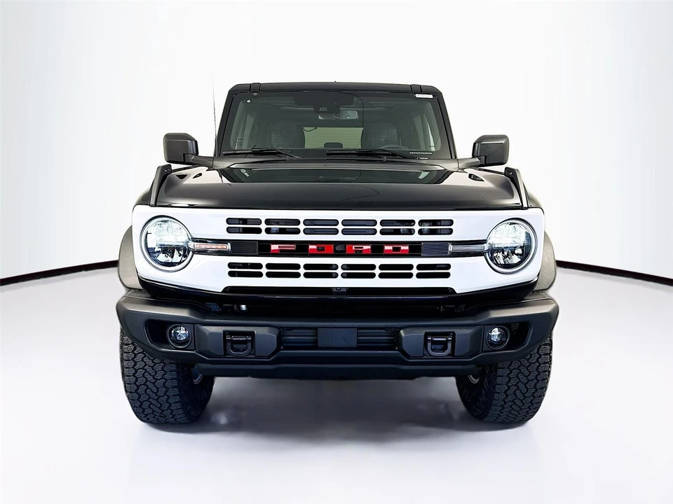 2025 Ford Bronco 6th Gen - Image 22 of 31