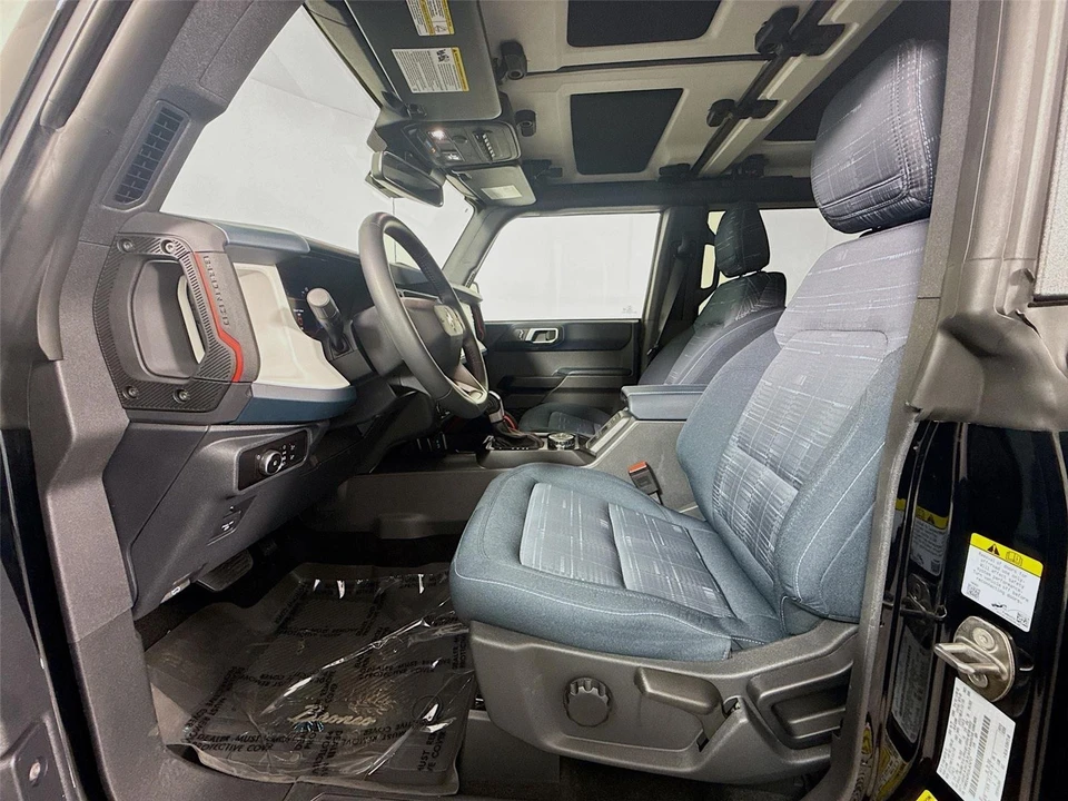 2025 Ford Bronco 6th Gen - Image 2 of 31