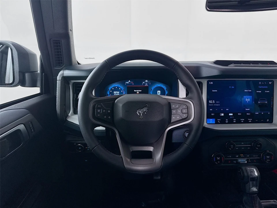 2025 Ford Bronco 6th Gen - Image 3 of 31