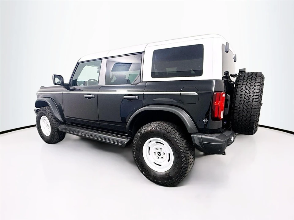 2025 Ford Bronco 6th Gen - Image 25 of 31