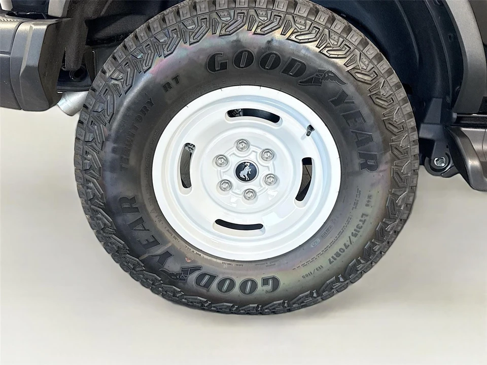 2025 Ford Bronco 6th Gen - Image 31 of 31