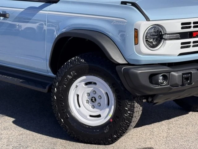 2025 Ford Bronco 6th Gen - Image 4 of 12