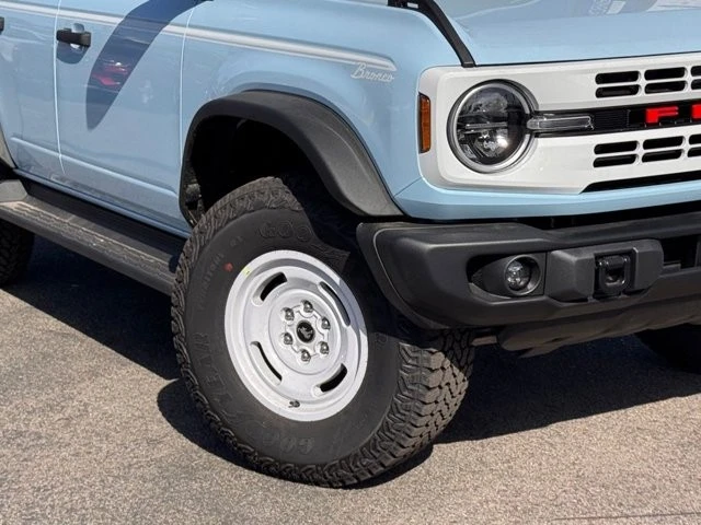 2025 Ford Bronco 6th Gen - Image 4 of 12