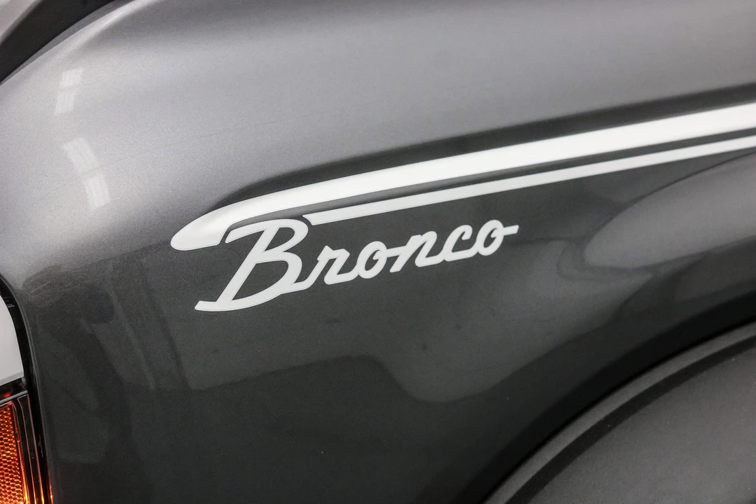 2025 Ford Bronco 6th Gen - Image 14 of 21