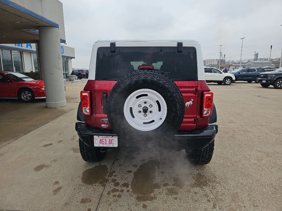 2025 Ford Bronco 6th Gen - Image 10 of 24