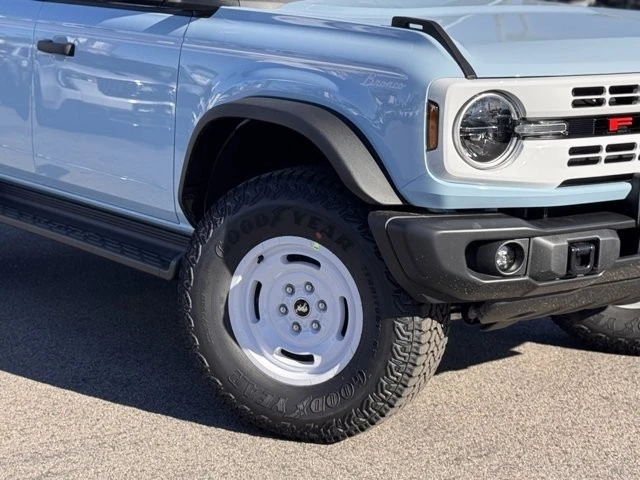 2025 Ford Bronco 6th Gen - Image 4 of 12
