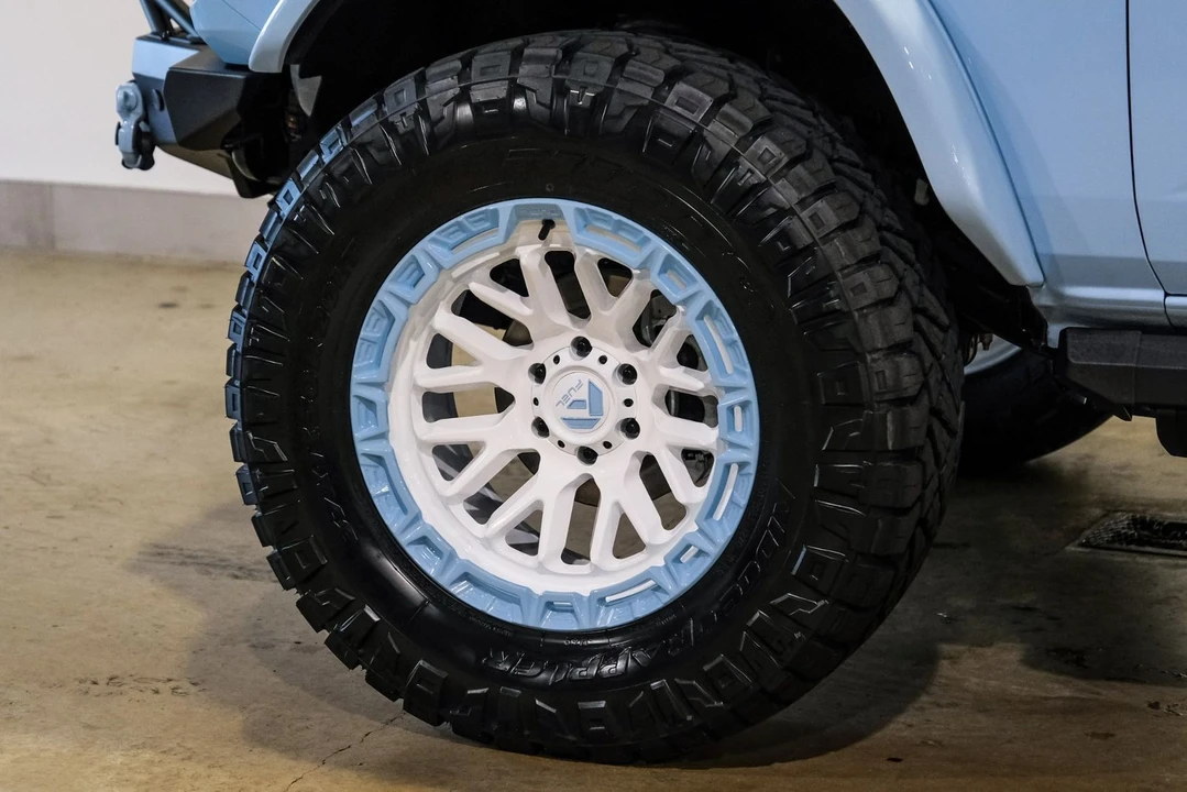 2025 Ford Bronco 6th Gen - Image 8 of 12