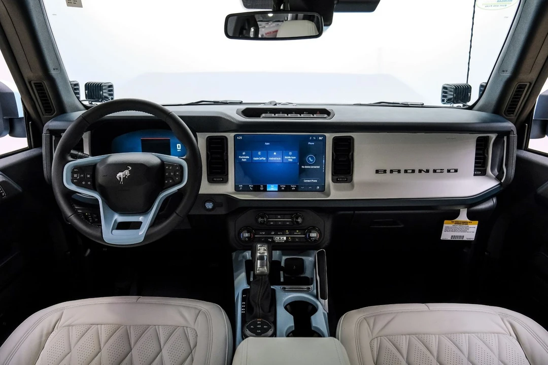 2025 Ford Bronco 6th Gen - Image 11 of 12