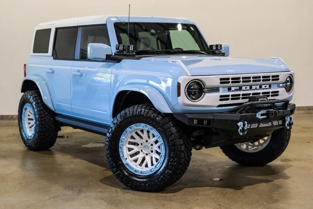 2025 Ford Bronco 6th Gen - Image 4 of 12