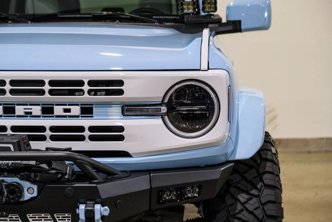 2025 Ford Bronco 6th Gen - Image 3 of 12