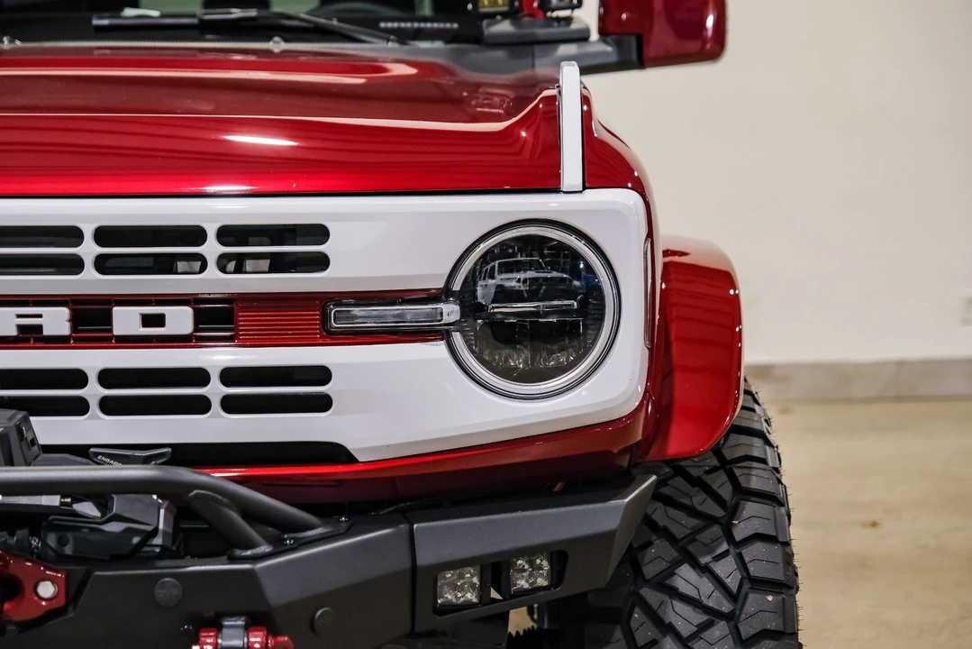 2025 Ford Bronco 6th Gen - Image 3 of 12