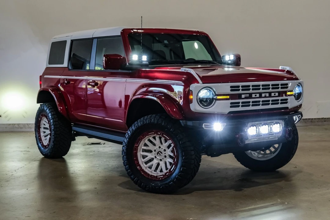 2025 Ford Bronco 6th Gen - Image 4 of 12