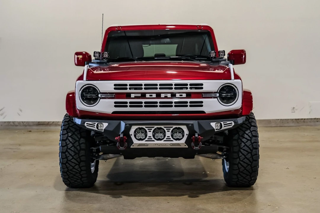 2025 Ford Bronco 6th Gen - Image 2 of 12