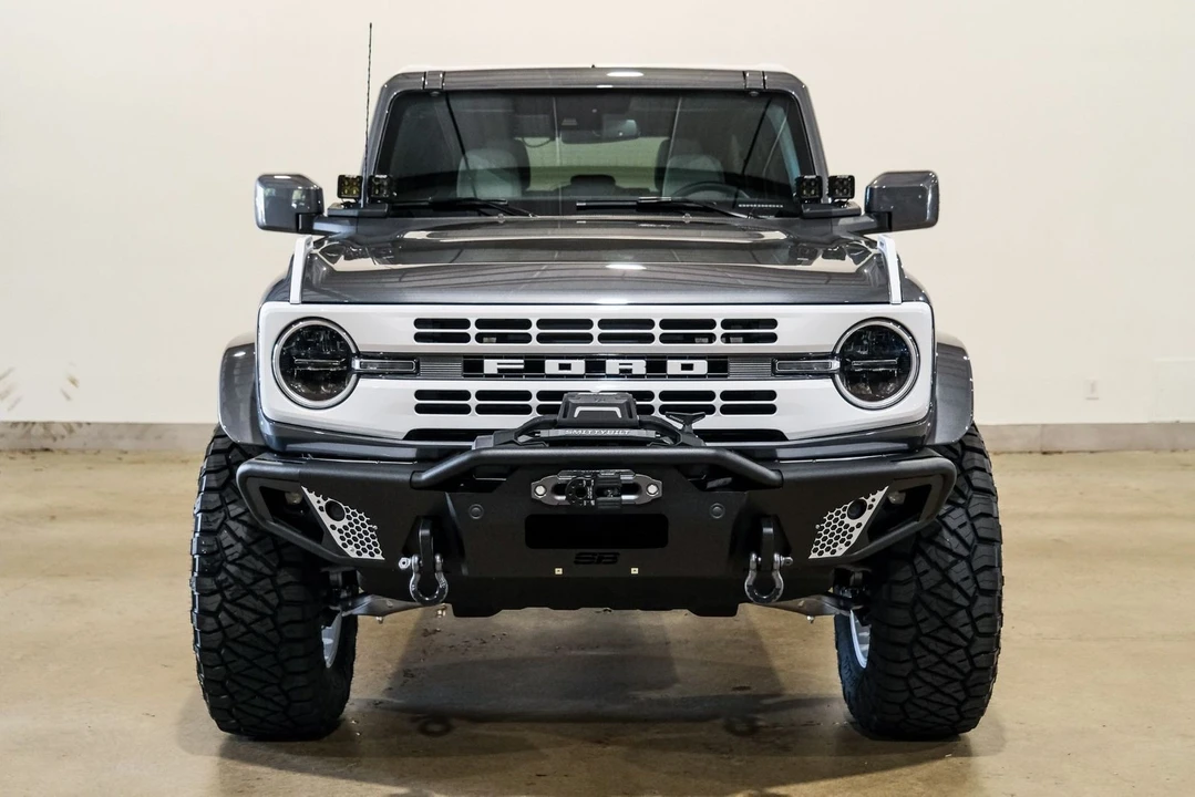 2025 Ford Bronco 6th Gen - Image 2 of 12